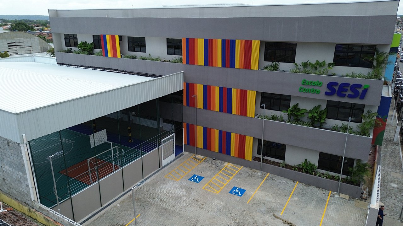 Fachada da Escola SESI Centro